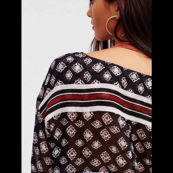 Free People border Print Peasant Top - Picture 4 of 11